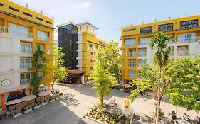 แอชลี พลาซ่า ป่าตอง